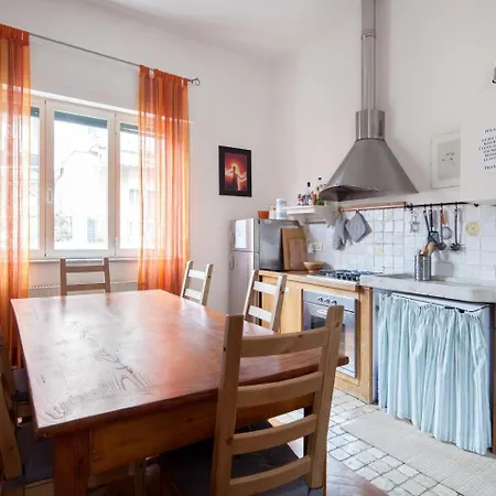 Willa 4 Bedrooms Apartment With Jacuzzi,Garden And Bbq Next Seaside