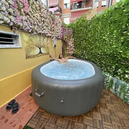 4 Bedrooms Apartment With Jacuzzi,Garden And Bbq Next Seaside Villa