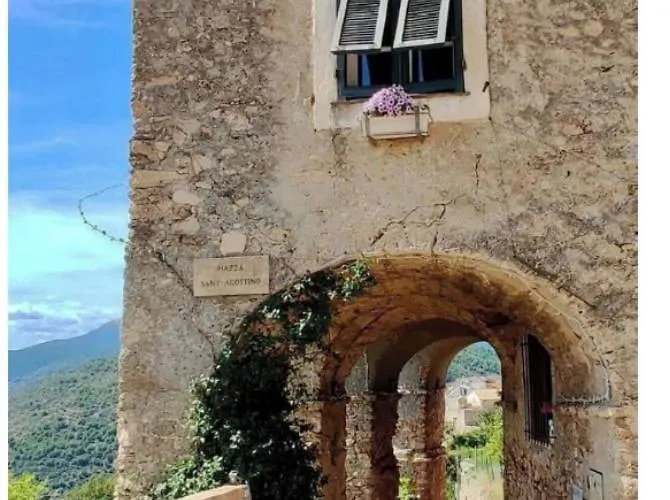 House With Pool, Jacuzzi,garden And Bbq Next Seaside * Sarzana
