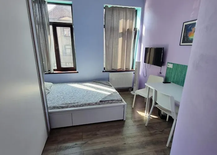 House With Pool, Jacuzzi,garden And Bbq Next Seaside Villa Sarzana